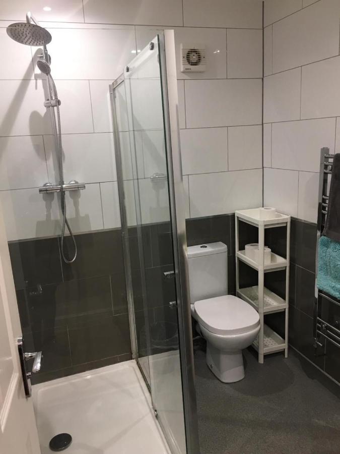 Short Term Lets From £15 Per Person Per Night Apartment Bristol Exterior photo