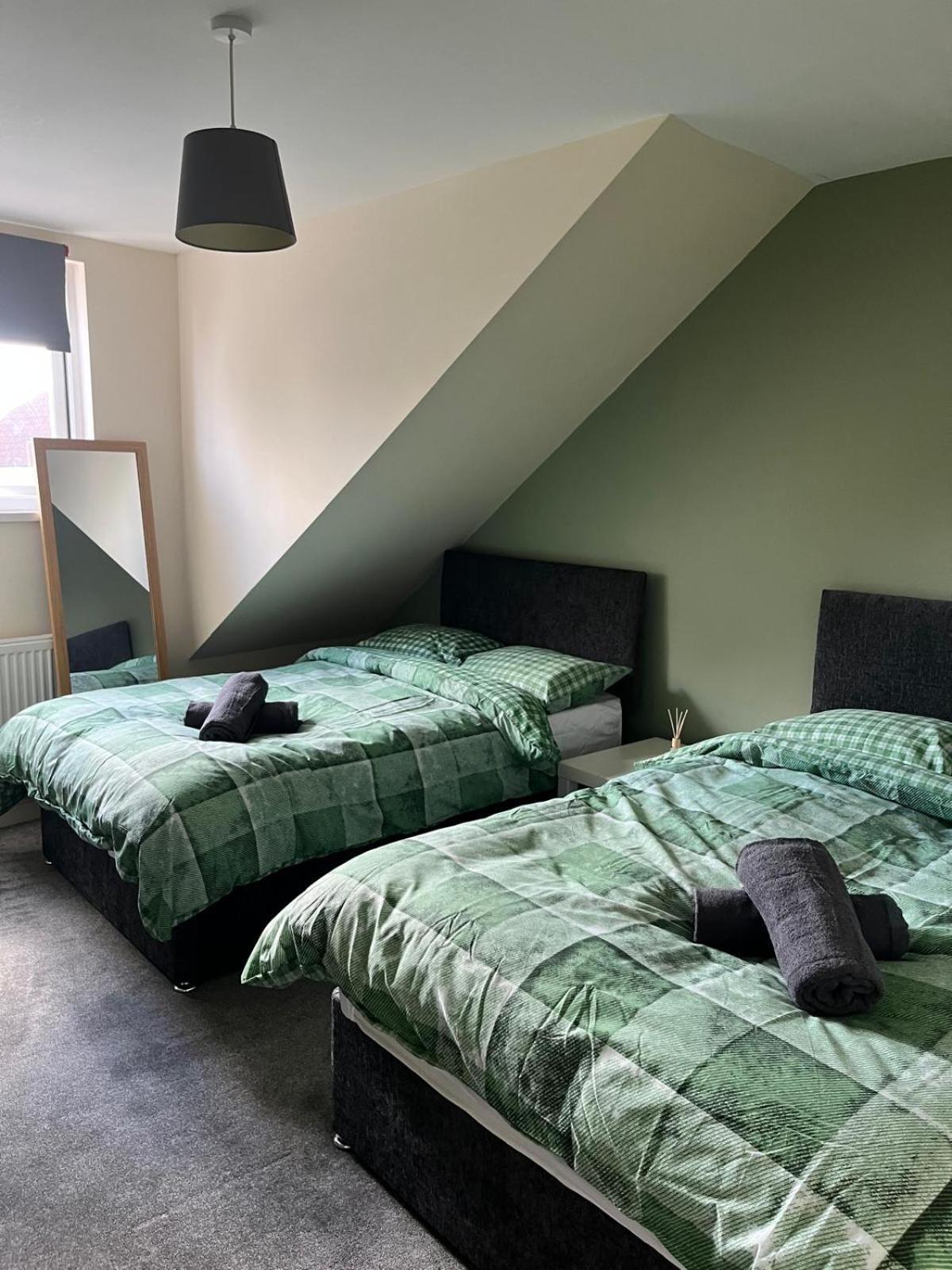Short Term Lets From £15 Per Person Per Night Apartment Bristol Exterior photo
